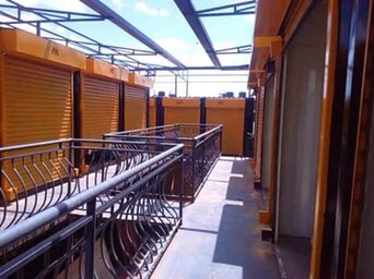 Bertricon's tweet photo. MODERN SHIPPING CONTAINER STALLS AT DISCOUNTED PRICES. Both 40ft with5or6stalls&amp;20ft with3 stalls. Best competitive market rates
📲 +254741299181 
📧:Kelvin@bertriconcontainers.com mpesa kanini kega magufuli #TwendeKaziPamoja cs kagwe Rashid echesa orengo kimwatok #ZuiaZogo juja https://t.co/tstzYNoJE6
