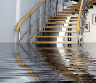 311Toronto's tweet photo. Protect yourself from basement flooding. Learn how: https://t.co/5ngUPpcFEO #City of TO https://t.co/PjSCW2cuJe