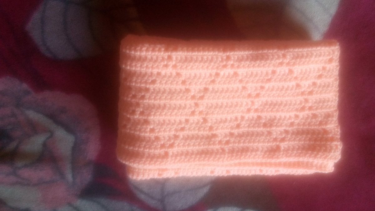 My first crochet blanket! It's currently my work-in-progress, I still have to add a wide edging and some mosaic pattern because, why not? Loving it 😊
#crochet #HandmadeHour #internetshutdown #RutosGhostProjects #KilimanjaroReopens