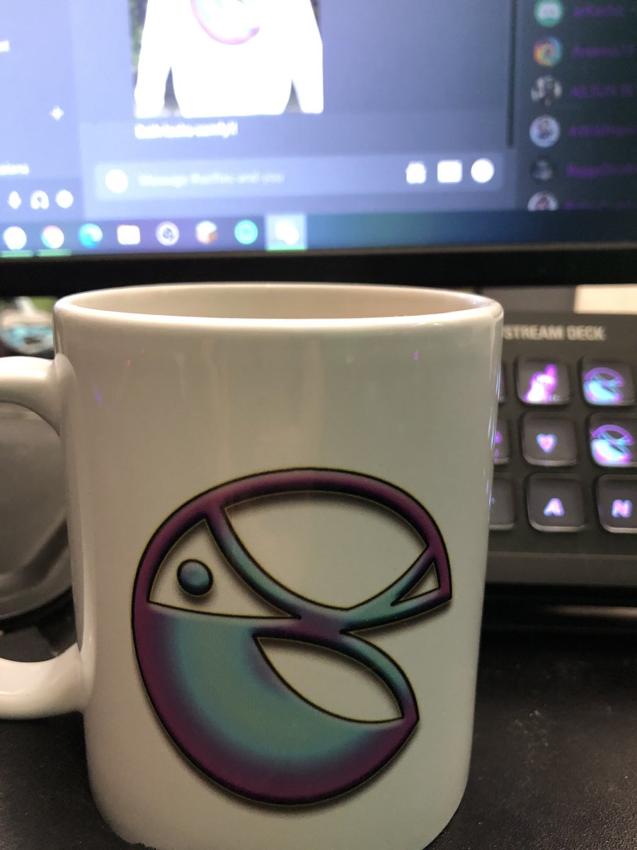 LordElderEmo's tweet image. Who wouldn’t want their own cup!!!

#merch #2Can