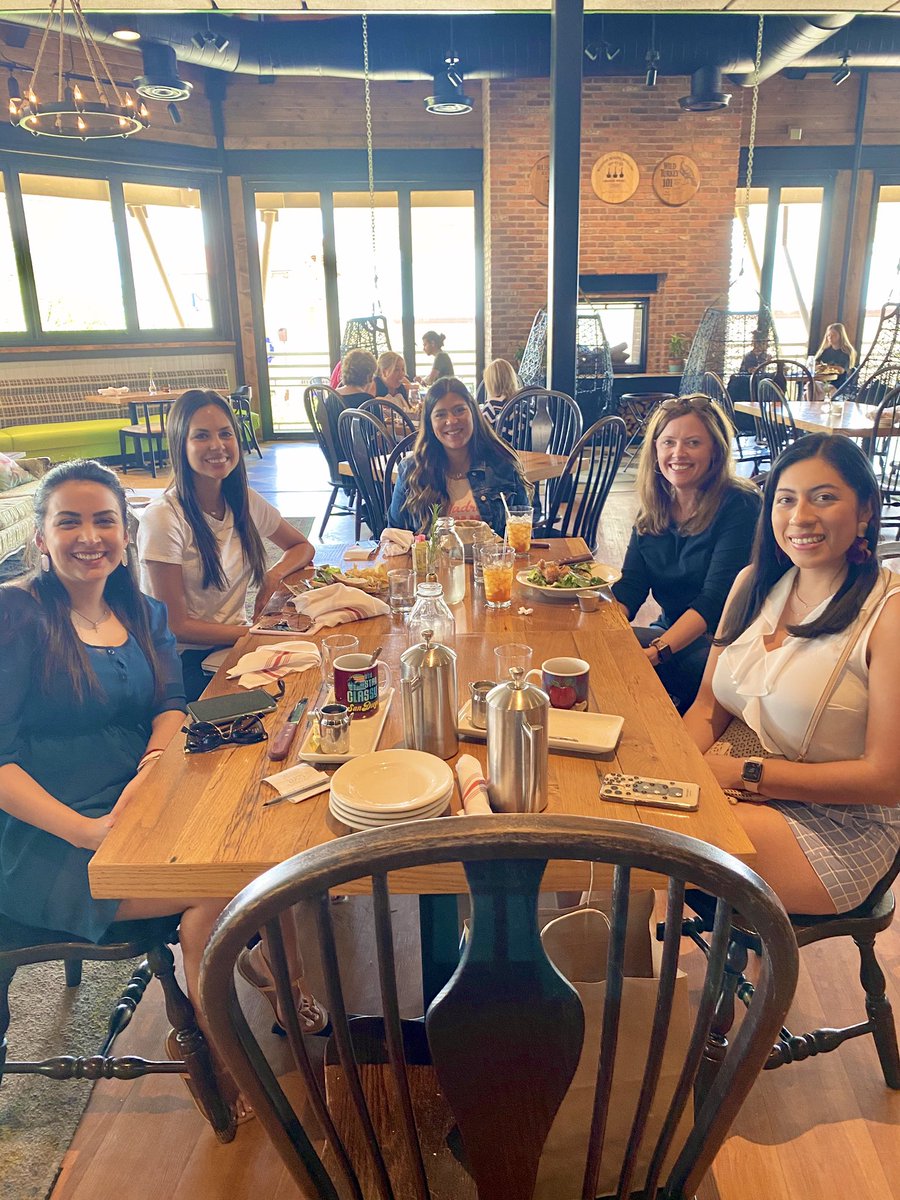 MsVarelasClass's tweet image. The new 3rd grade team is excited for next year! @NISDEllison #chasingrainbows 🌈🌵