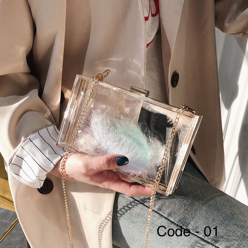 Hi saya ada jual handbag transparent. Ini je cara saya nk cari income utk survive buat masa skrg selepas dibuang kerja.Kalau taknak beli mintak tlg rt pun dah cukup.Terima kasih 🙏.Semoga murah rezeki.
