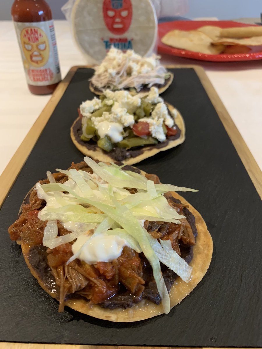 One of the Delicious things that you can do with Kankun Corn Tortillas. Beef, Nopales and Chicken Tostadas! 😃 you can buy it at. kankunsauce.com/store/shop/