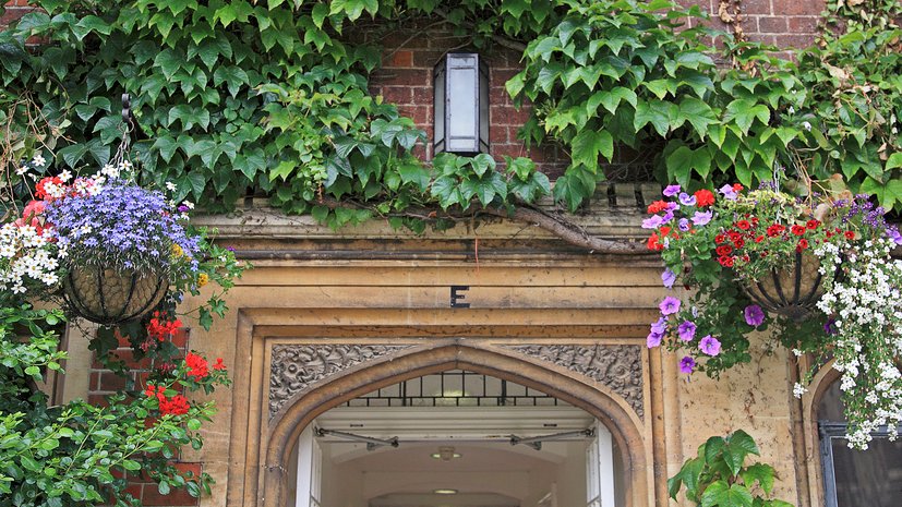 Are you a Cambridge early-career academic (whether postdoc, PhD student, College lecturer...) interested in extending your understanding of teaching within your subject, and at the level you teach?
Apply now for the Teaching Associates' Programme 👉cctl.cam.ac.uk/tap