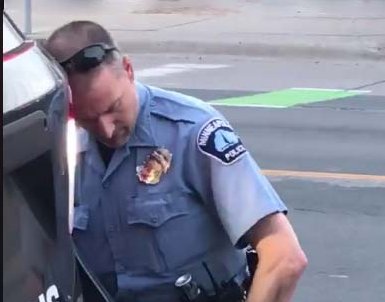 NoEngrishCast's tweet photo. The guy that fucked everything up
#BlackLivesMatter https://t.co/vbFmPmfbta