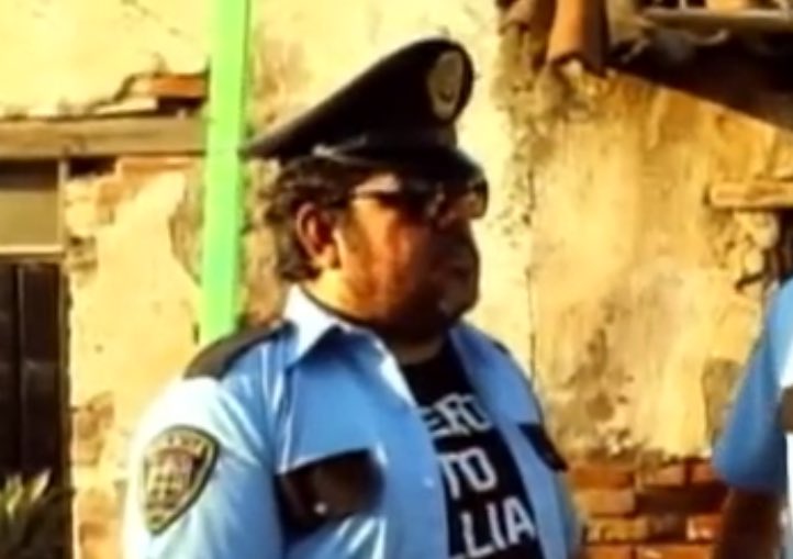 pagusrendon's tweet image. @ruleiro @eltalcha A mí el único policía que me cae bien es éste. #ComunidadPoderosa