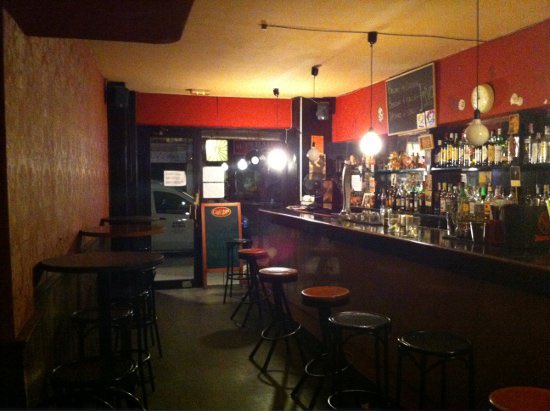 Pubs I Miss#5 Pony Cafe, BarcelonaCentral, but just off the beaten track - Pony Cafe is a neighbourhood bar with a hip makeover. Unbearably cool locals mix with international residents in an atmosphere that somehow feels totally chill and entirely electric. A gem in Born.