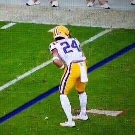 CFBSavages's tweet photo. Who is going to have the better season in 2020?

RT - Patrick Surtain II 
Like - Derek Stingley Jr. https://t.co/duXfBGmWew