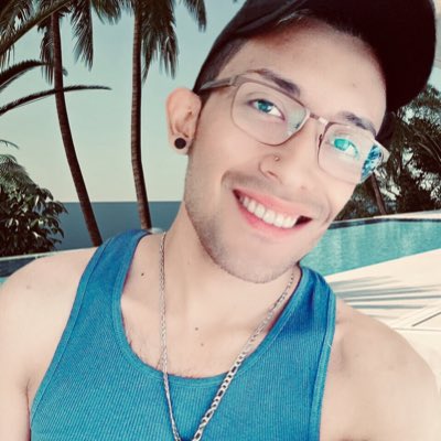 rubensodi's tweet photo. #NuevaFotoDePerfil https://t.co/RJZ0S58SmY