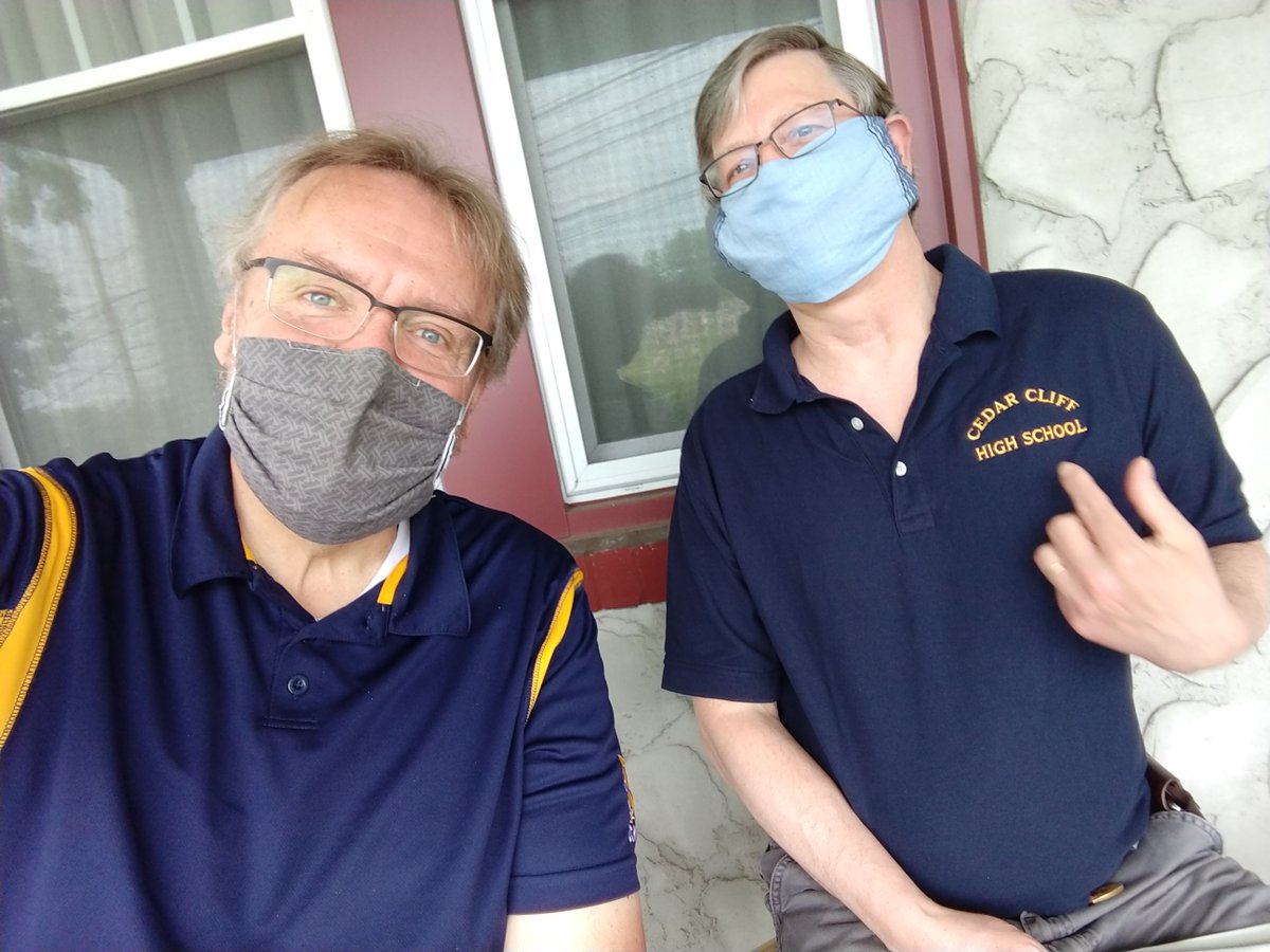 CedarCliffColts's tweet photo. Always dedicated, always caring, outgoing, and passionate about promoting the important benefits of studying different languages ~ especially GERMAN! Dave loves his students! And today we celebrate Herr Hunsberger's retirement! #YouAreAlwaysWelcomeHome #Welldone #AlwaysAColtCC https://t.co/vc3RZ42zbP