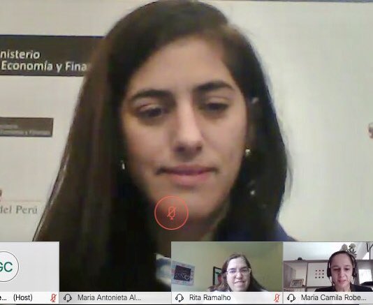 EmbSuizaPeru's tweet image. Suiza🇨🇭apoyó y financió el primer estudio #DoingBusiness subnacional en el Perú 🇵🇪, que identifica obstáculos, buenas prácticas y oportunidades de  reforma.  #DoingBiz  @MEF_Peru @ToniAlvaL @BancoMundialLAC @WBPubs @CNCFPERU @Promperu @SECO_Peru @SwissMFA