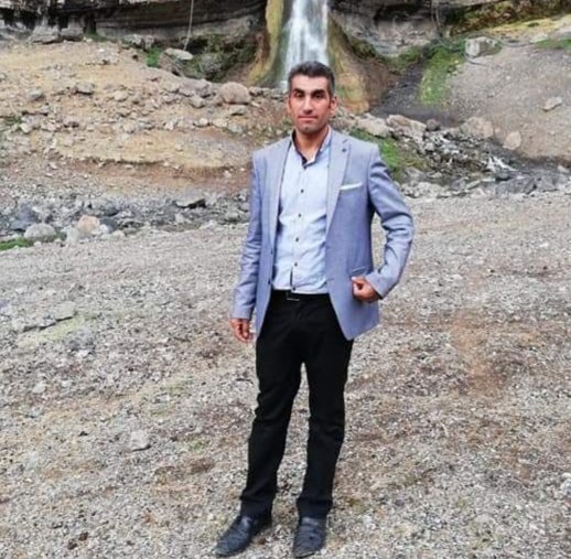 Hakkâri Merkez Oğul Köyü sakini kuzenim Orhan Adıyaman dün gece vakti PKK terör örgütü militanları tarafından evinden zorla alınarak silahla şehit edilmiştir. Merhuma Allahtan rahmet, ailesine sabır diliyorum.

Pkk Terör Örgütünü ve bütün destekçilerini şiddetle kınıyorum