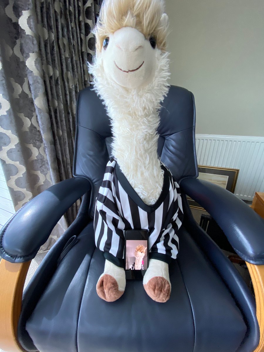 Look it's me with me! 😮 Technology! #selfie #thursdayfun