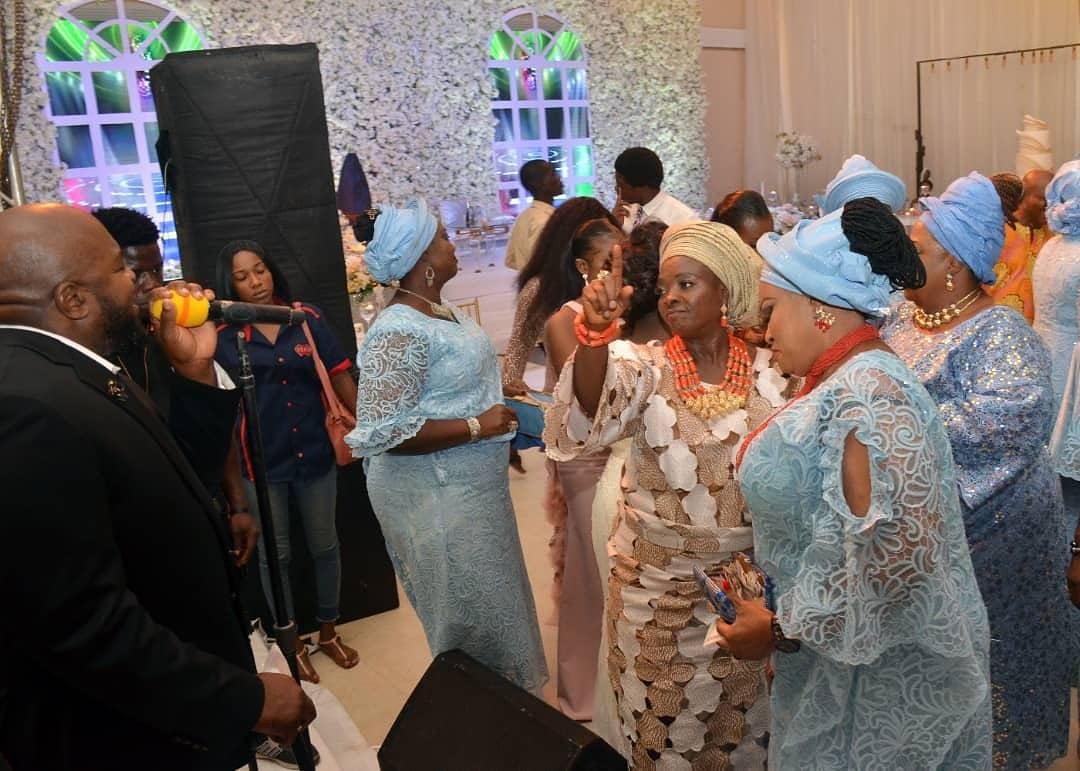 officialshuga's tweet photo. Once upon a time in the Pre-Corona Era when we could all come together to enjoy great music. 💃🏽🕺

We at Shuga Band are earnestly looking forward to the Post-Corona Era, who else can't wait?

What do you miss about owanbe?

#throwbackthursday
#Shugaband #ShugaLovers #Shugacares https://t.co/TsMMsGSiQs