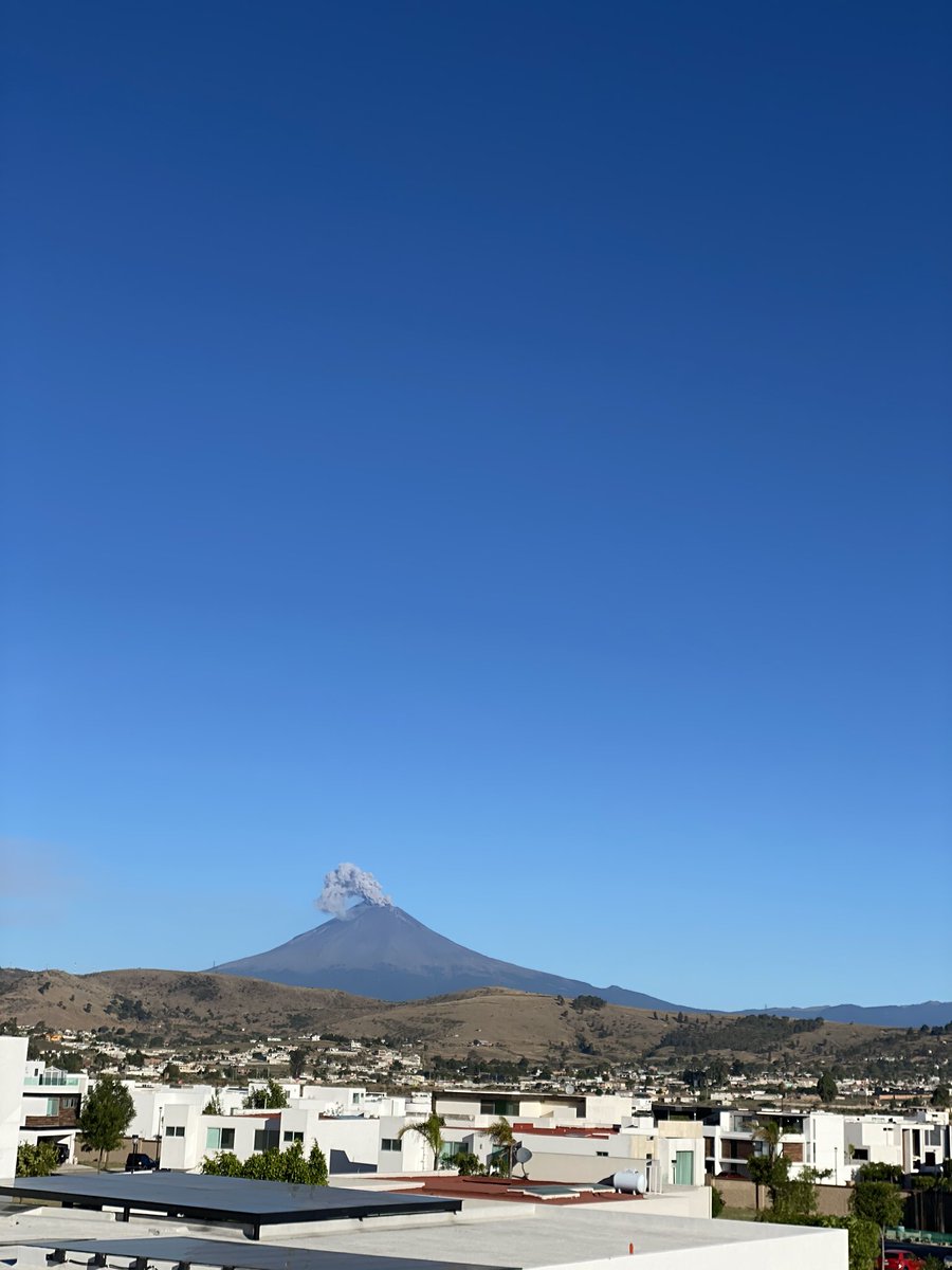 Glacue64's tweet image. #FelizJueves y
Un saludo especial a esta #ComunidadPoderosa
de corredores, que día a día 
estan presentes!!!
Aquí ya se entrenó✔️
@logrartusmetas
@ComuniRunners
@MeEncantaCorrer
@CorroAMiPaso
@correVIVEsiente
@templorunner
@ManicomioRunner 
@LoveRunSmile