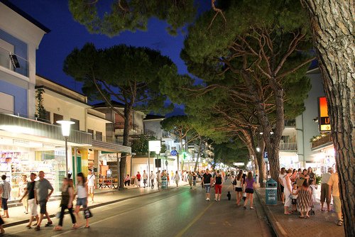 Visit Jesolo.it tweet media