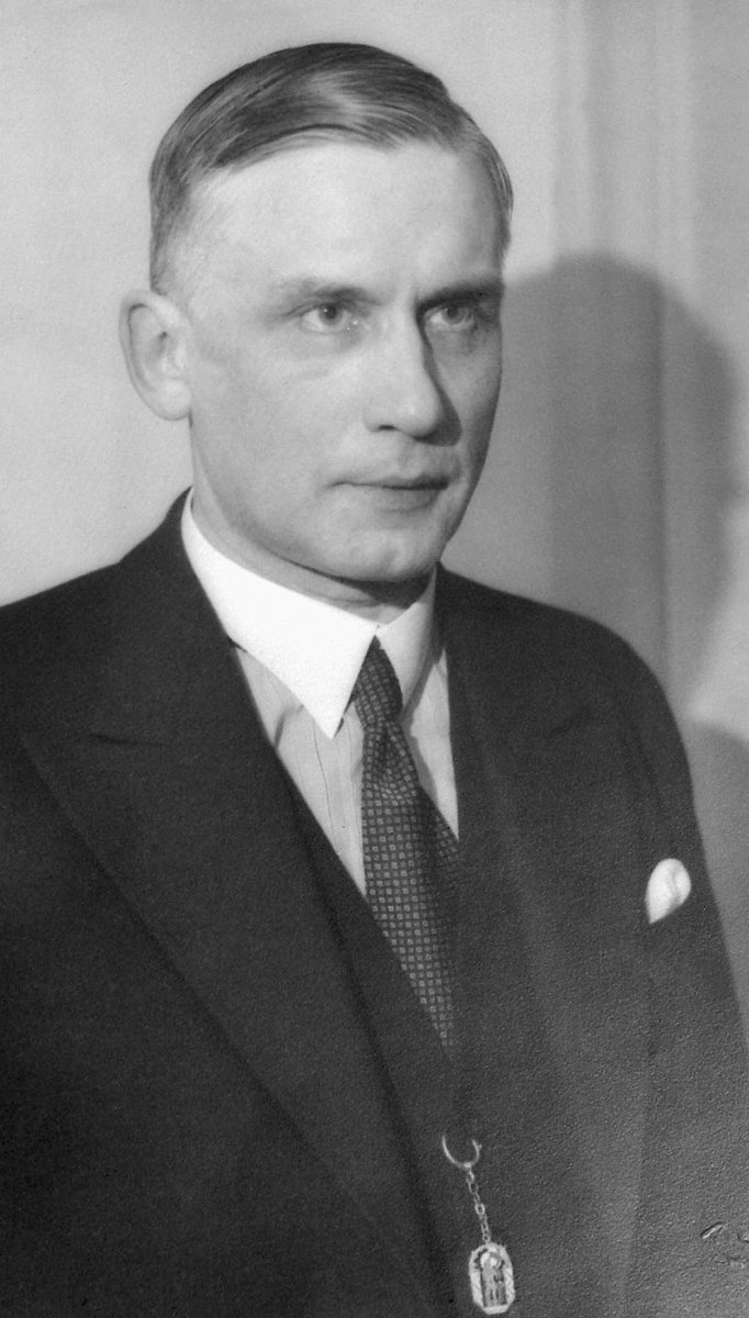 In 1943 Horthy suggested to Finnish politician Edvin Linkomies that young Finnish men should be sent to Hungary as husbands to Hungarian women, in order to improve the Hungarian nation with Finnish racial traits. 13/15