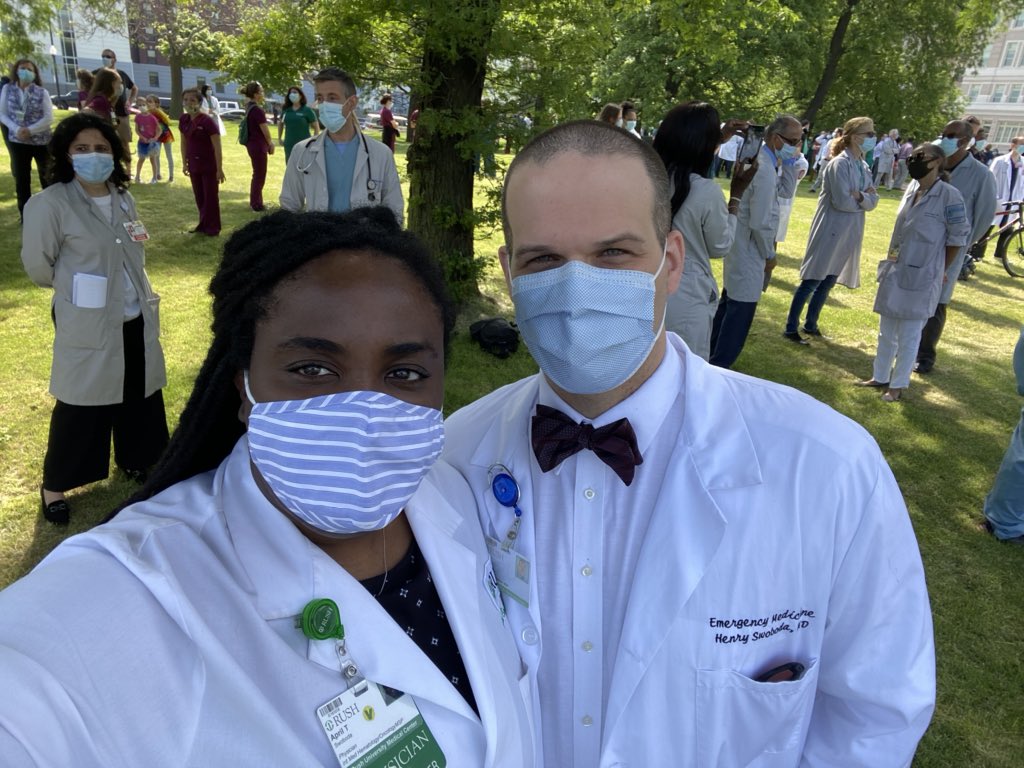 Standing in solidarity against racism with other physicians & healthcare professionals in Chicago.

#WhiteCoatsForBlackLives #whitecoats4blacklives #BlackLivesMatterchicago #BlackLivesMatter 
#BlackMedTwitter
