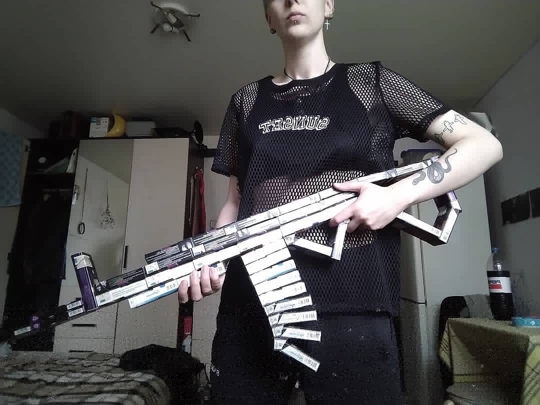 Меч из пачек сигарет схема