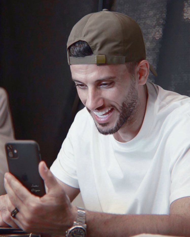 iBRA_sHEHRi24's tweet image. #عمر_السومه 
اسطورتي متصدر الترند💚
ي أجمل العُمر في حياة كل اهلاوي 💚
#Os_9