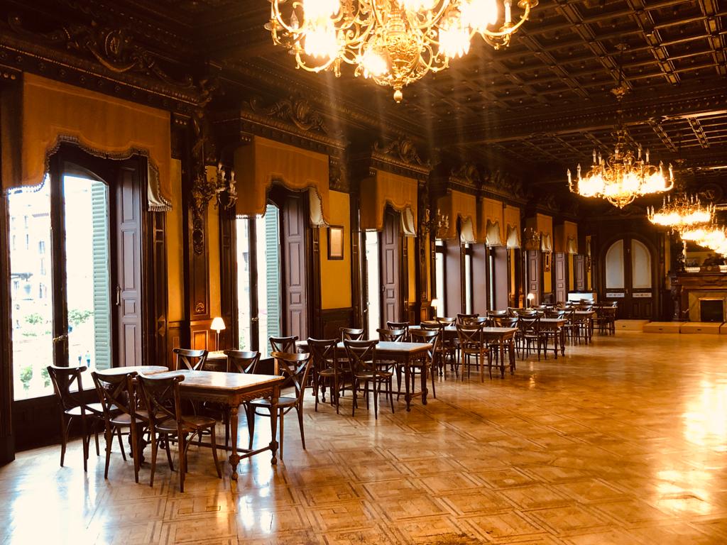 Nuevo_Casino's tweet photo. 📢 ¿Estáis preparados?

😉 Nosotros, sí...

🌇 ¡Desde 1856 y dónde siempre!

Y 👁 por qué manaña viernes te enseñaremos lo que te espera para el fin de semana. 😋👨‍🍳

I ❤ @Nuevo_Casino 🔝

#Pamplona @VisitPamplona https://t.co/f9EEjddhpj