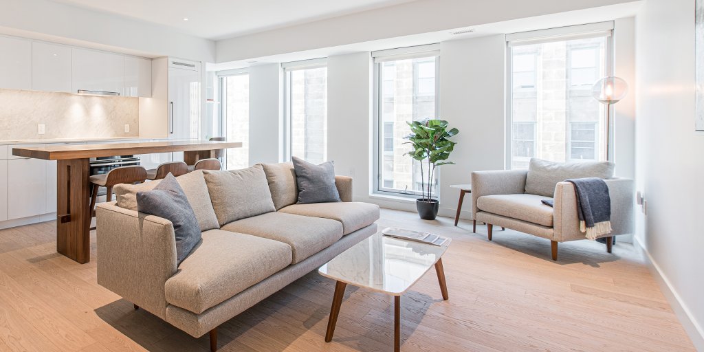 Breathe deeply. Smell the salt air. You're home. Private viewings of our model suites, while observing physical distancing protocols, are available. Book yours at queensmarque.com.

Opening Fall 2020.

#queensmarque #luxurywithinreach