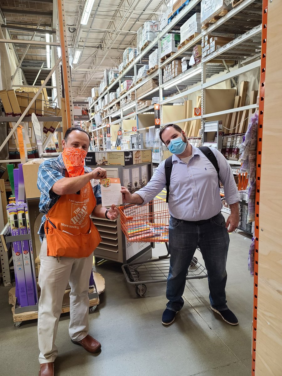 Thanking Craig our Tom for helping out packing down and doing shelf maintenance in Hardware what an amazing team that we have !!!!! <a href="/PaulDeveno/">Paul Deveno</a> <a href="/OrrinBurkett/">Orrin Burkett</a> <a href="/jasonbaker01/">jason baker</a> @thd0063 <a href="/CraigTurnerTHD/">Craig Turner</a>