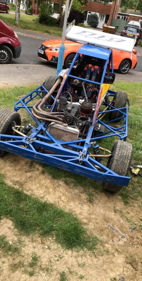 JhfTeam's tweet photo. Gearing change, numbers and the transponder being sorted on the Superstox tonight by the boys ready for some practice skids at Aldershot on Saturday #kentbased #ChildhoodCancer #teenage #Awareness https://t.co/5VrBeByWyn