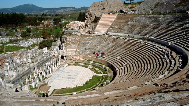 Ancient_MidEast's tweet photo. Ephesus

Temple of Artemis, completed around 550 BC,  one of the Seven Wonders of the Ancient World

The most important Ionian city in Asia Minor

One of the seven churches of Asia that are cited in the Book of Revelation

Beautiful ruins lie near today's Selƈuk in western Turkey https://t.co/4LlfCuiKsG