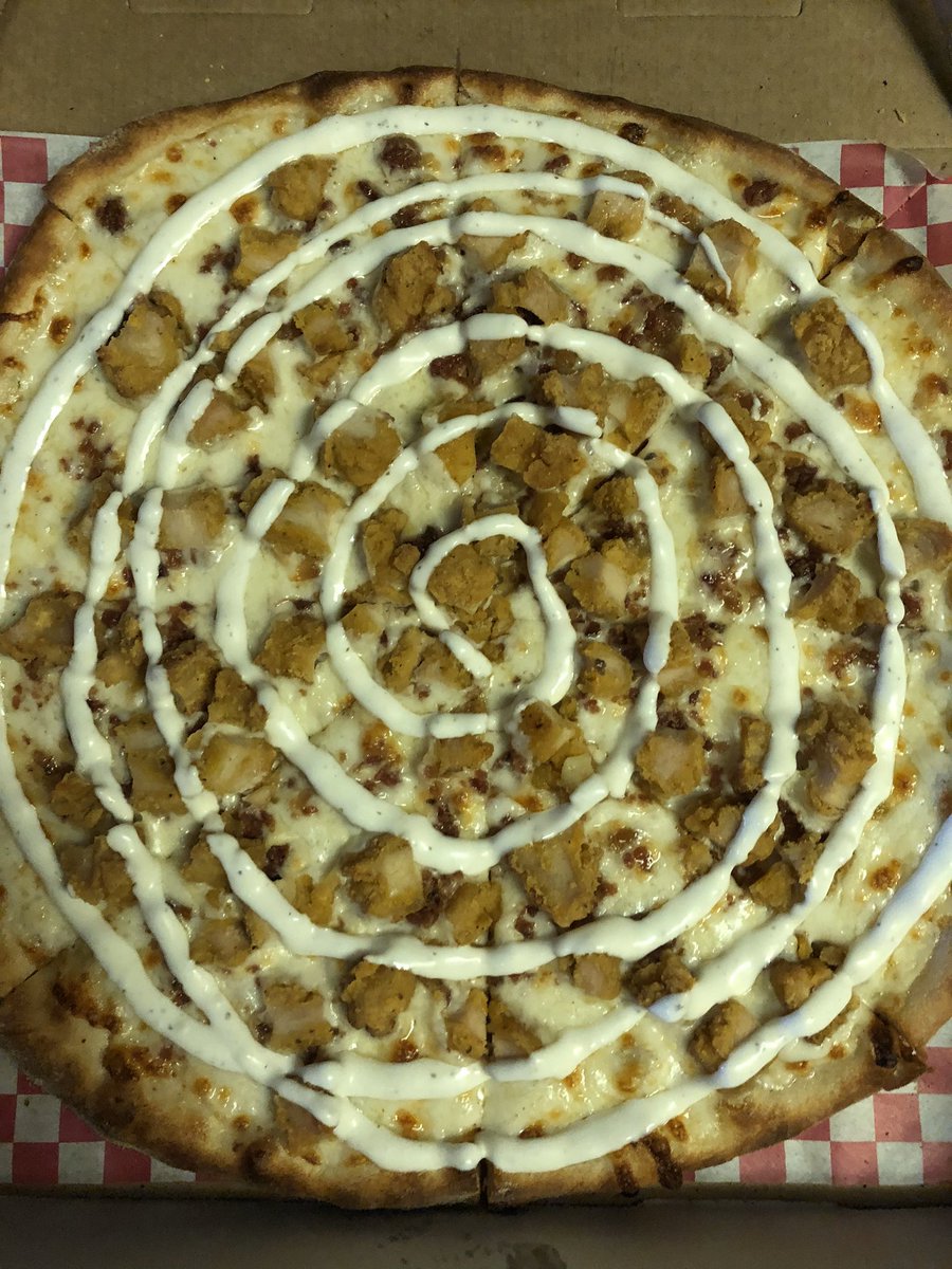 6Tubbs's tweet image. $2 off 16inch bbq chicken, buffalo chicken, chicken bacon ranch or buffalo chicken ranch are the specials on Thursday!