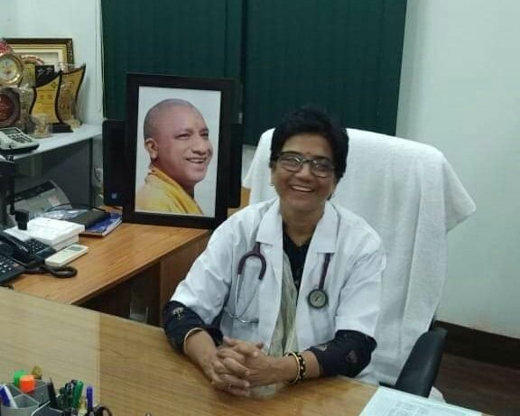 NyatiRinal's tweet photo. I do respect our frontline warriors. She should not be targeted, not only to support her but everyone has the freedom of expression, they can speak what they want to. She has spoken right. We can see their unity. #IsupportDrArtiChandani #DrArtiLalchandani #unity #CoronaWarriors https://t.co/9bipLqEeqU