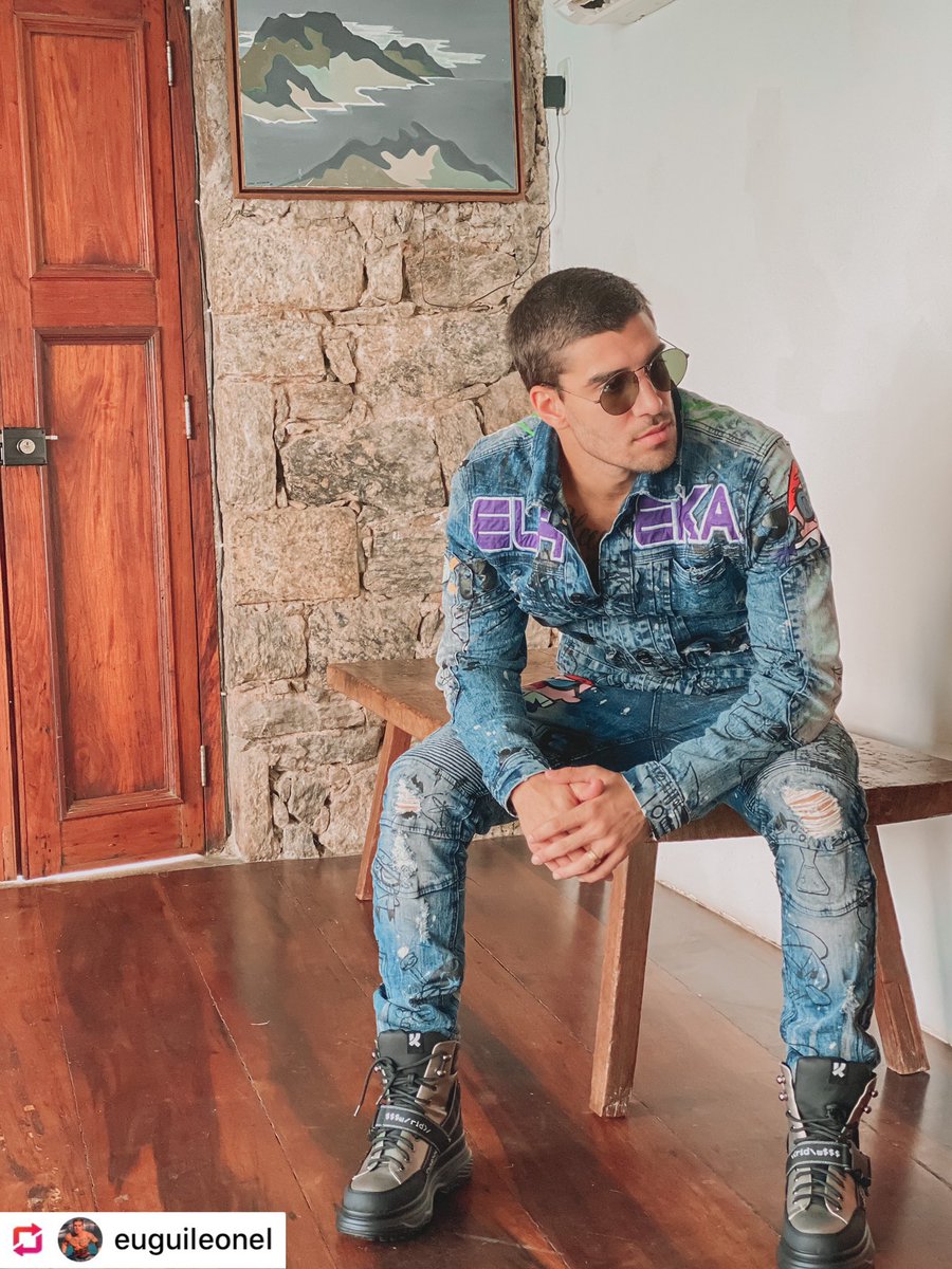DeKrypticAR's tweet photo. @euguileonel Rocking Our @cartoonnetworkofficial Dexter’s Laboratory 🧪 Denim Set 🔥

Save 25% - 40% OFF Your Order Now!
📲 https://t.co/BJEPegwN9G

#CartoonNetwork #DextersLaboratory #deKryptic #AR #AugmentedReality #DenimSet #DenimJacket #Jeans #Style #Fashion https://t.co/rCpl9UyagL