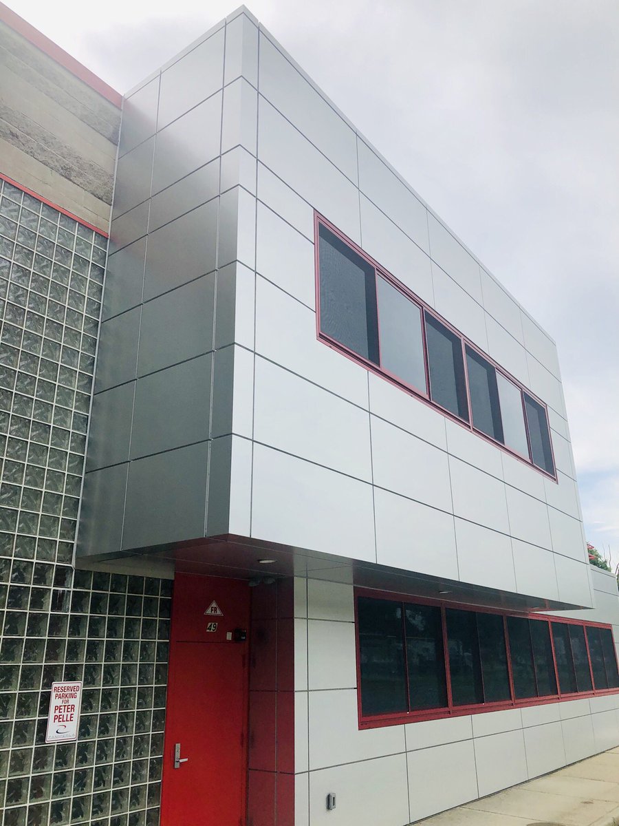 FairfieldMetal's tweet image. Another great looking project on Fanny Road in Boonton, NJ completed. A clean look of 1,700 square feet of Alucobond panels. The ECONECT-RS Exposed System @FairfieldMetal #ACM #metalfabrication