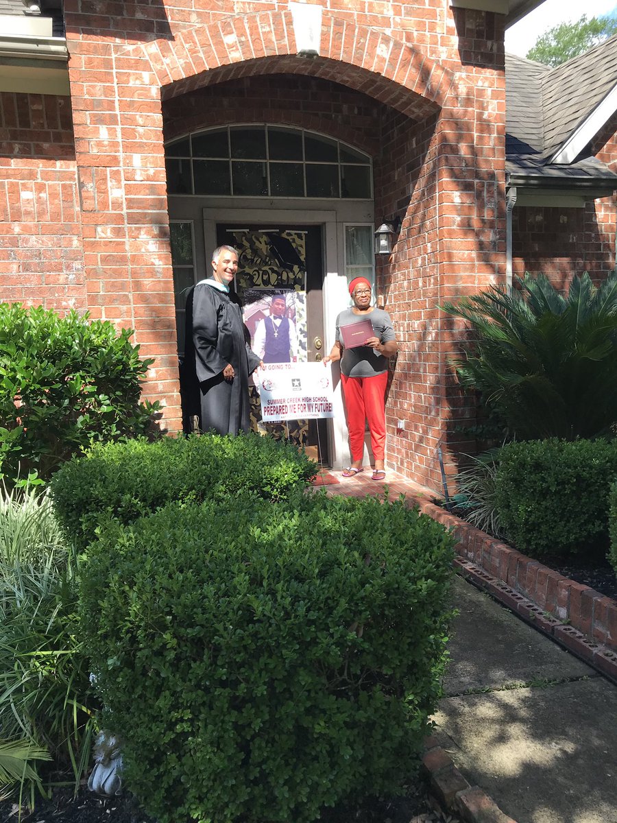 Amazing experience today celebrating the 2020 graduates for our SCHS students that will be enlisting before our July ceremony. Thank YOU for your service.