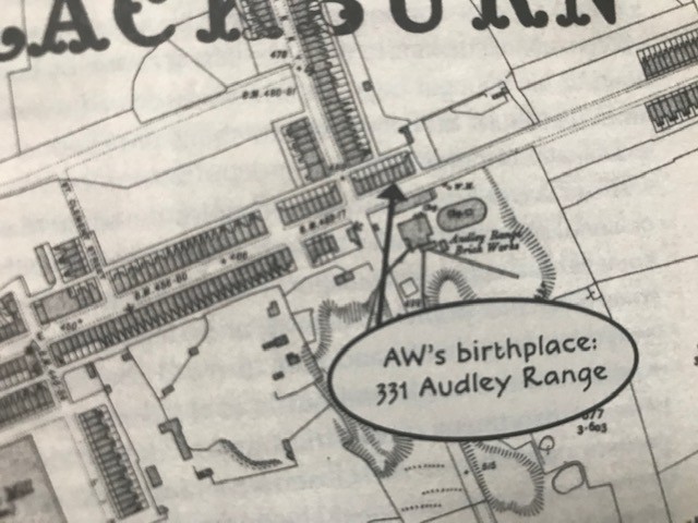 WayWainwright's tweet image. The 1910 OS map of Blackburn showing Alfred Wainwright's terraced house at 331 Audley Range. He walked from here to the town bus station on Saturday June 7th 1930 to begin his first ever holiday in the Lake District. From milltown life to Lakeland legend.