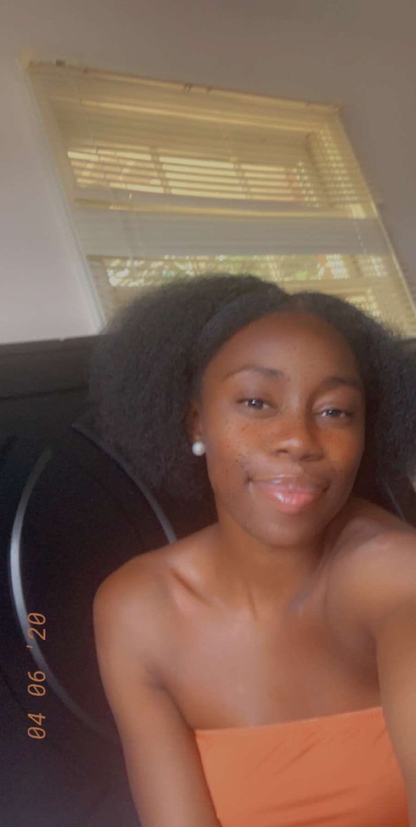 MookieOnly's tweet photo. Black Girl Magic 💛✨ https://t.co/YUha6C2BaT
