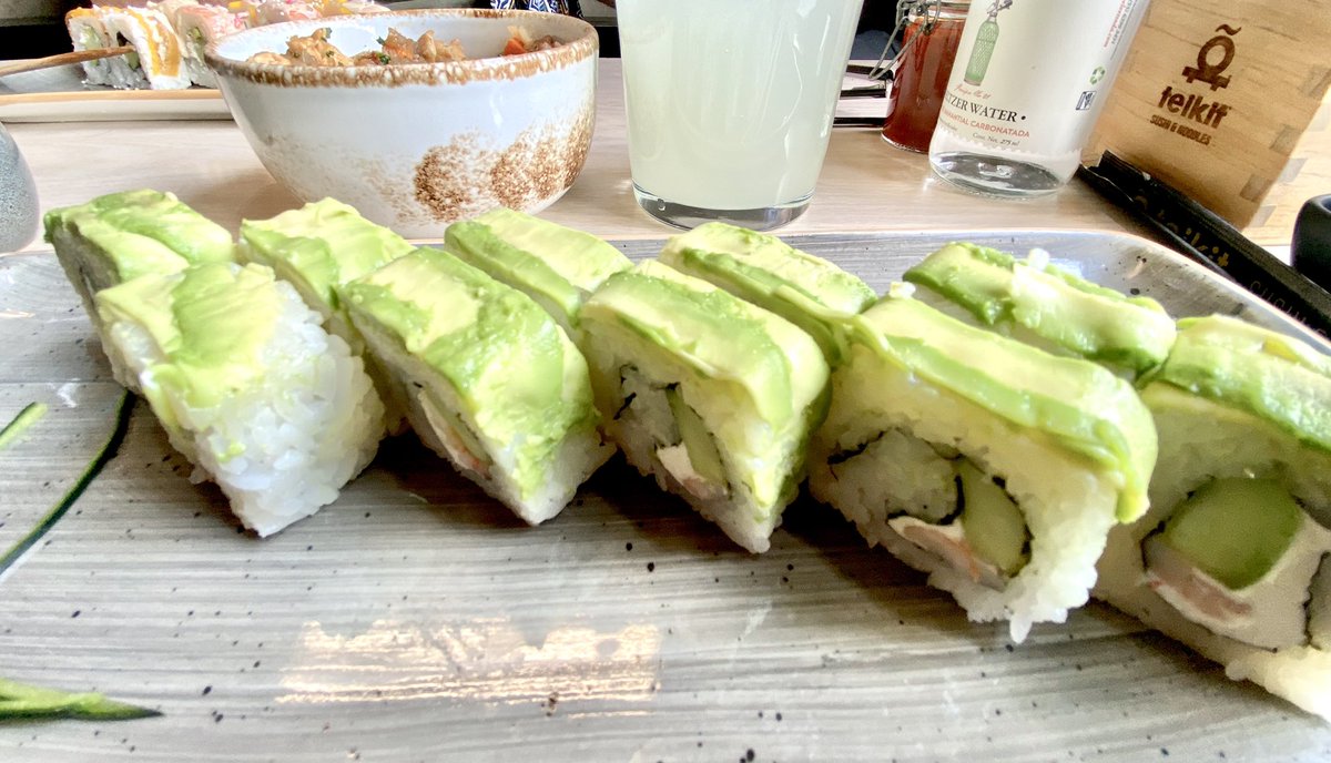 mirindierock's tweet photo. RT si tú también extrañas el sushi de #Teikit. https://t.co/jOeRzBmMYe