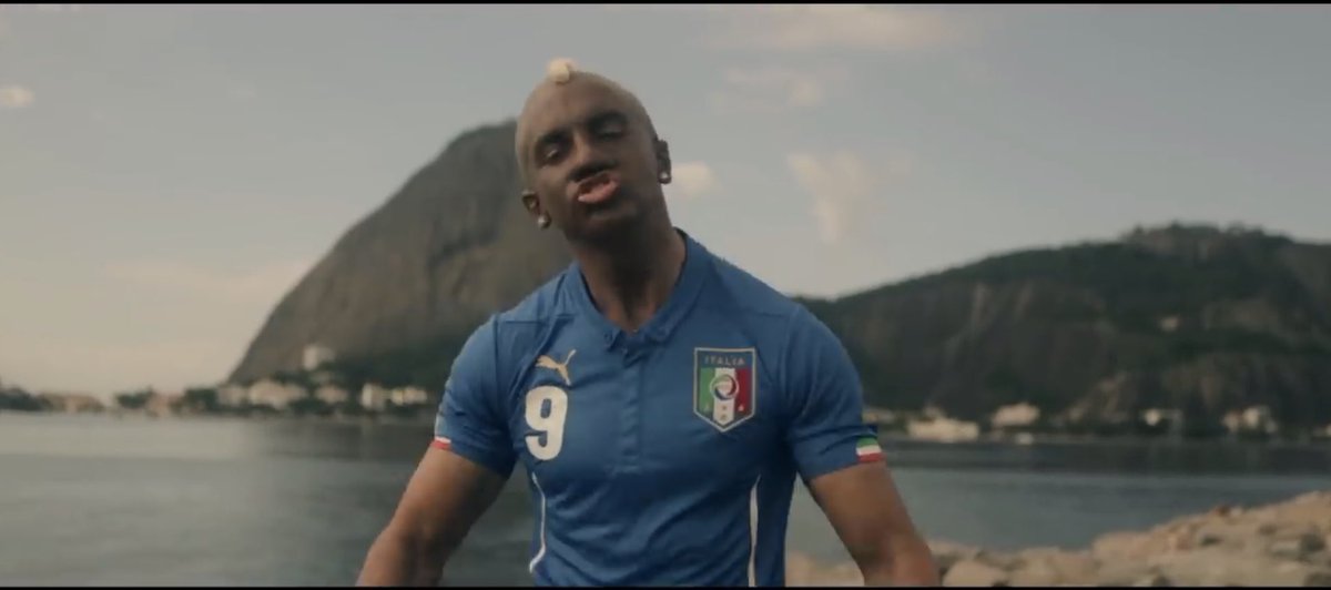 niallmoran_'s tweet photo. Still don’t know how Joe Weller got away with this https://t.co/ZMSa4VsBY7