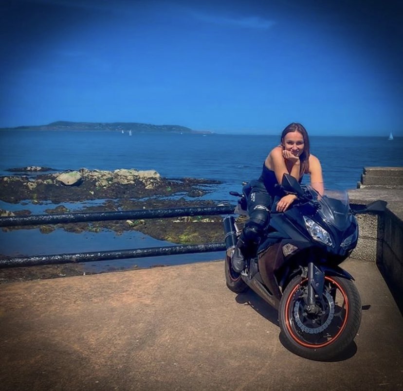 nbzarebska's tweet photo. We are going to miss that weather...
🃏♠️#whysofast #ireland🇮🇪 #kawasaki #kawasakininja #kawasakininja300 #bikers #bikersofinstagram #bikersforinstagram #irishbikers #bikerchick #motorbikes #motorcycles #motorcycle #motorcyclesofinstagram #bikergirl #bikerwoman https://t.co/TDSCZj3NBC