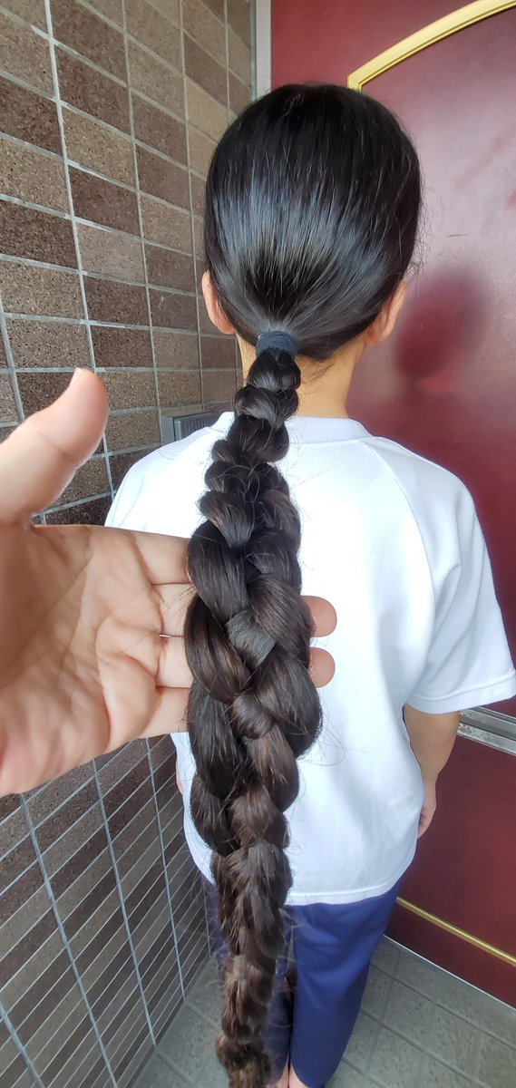 だみあん Sur Twitter おはようございます 今日の担当は です W ゞ 今日は学校ですが四つ編みをやってもらいました Jk 16さい スーパーロングヘア ラプンツェル ヘアアレンジ 四つ編み おうち時間 Stayhome だみあん Sur Twitter おはようございます 今日の担当は です W ゞ 今日は学校ですが四つ編みをやってもらいました Jk 16さい スーパーロングヘア ラプンツェル ヘアアレンジ 四つ編み おうち時間 Stayhome