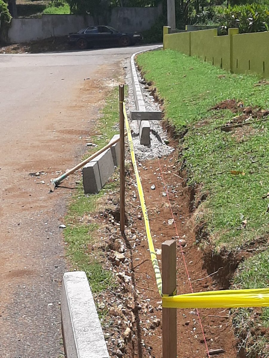 StJamesWCJLP's tweet photo. #MovenentsInStJamesWestCentral. We're serious about #Upgrading communities &amp; in extension, #Upgrade for properties &amp; #Better living environment for constituents. #LagoonView, #BogueHeights being renovated and upgraded.
#TeamMarlene
#ServiceIsWhatWeDo
#RealRepresentation https://t.co/SPaHFEzcIR