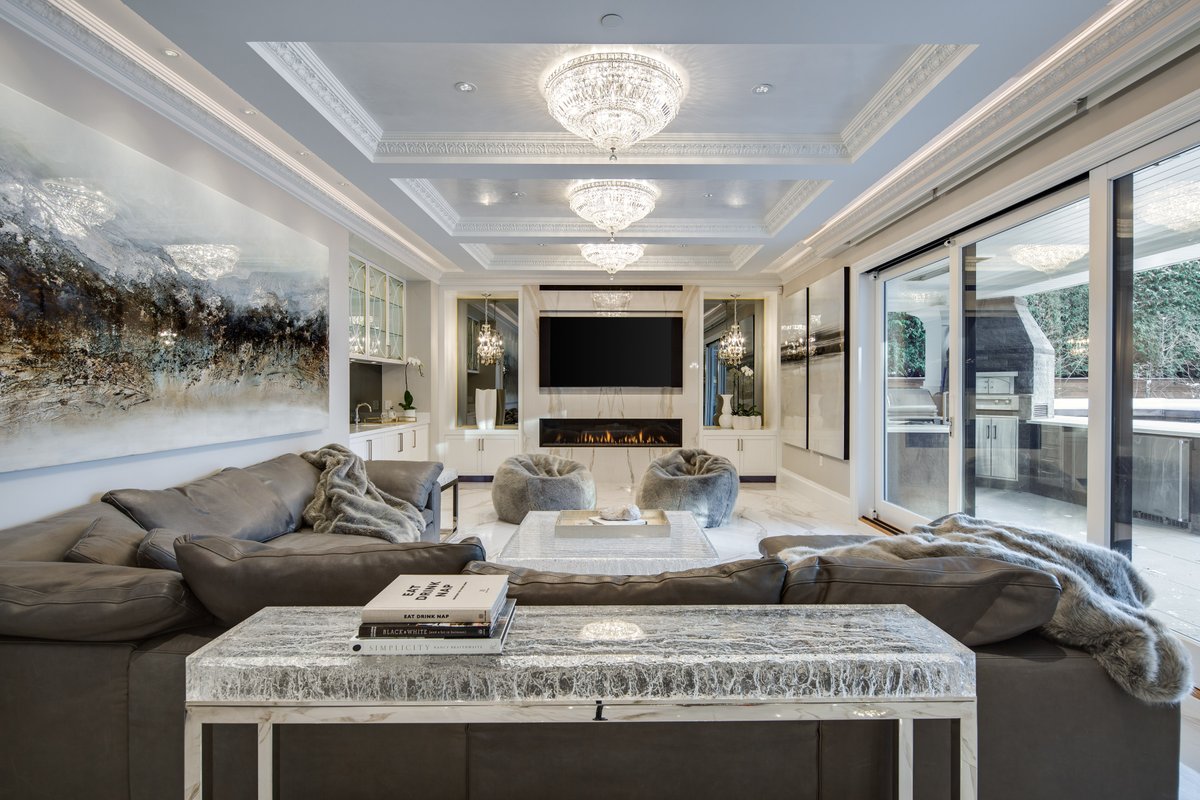 SublimeInterior's tweet image. Time to go out and BBQ!