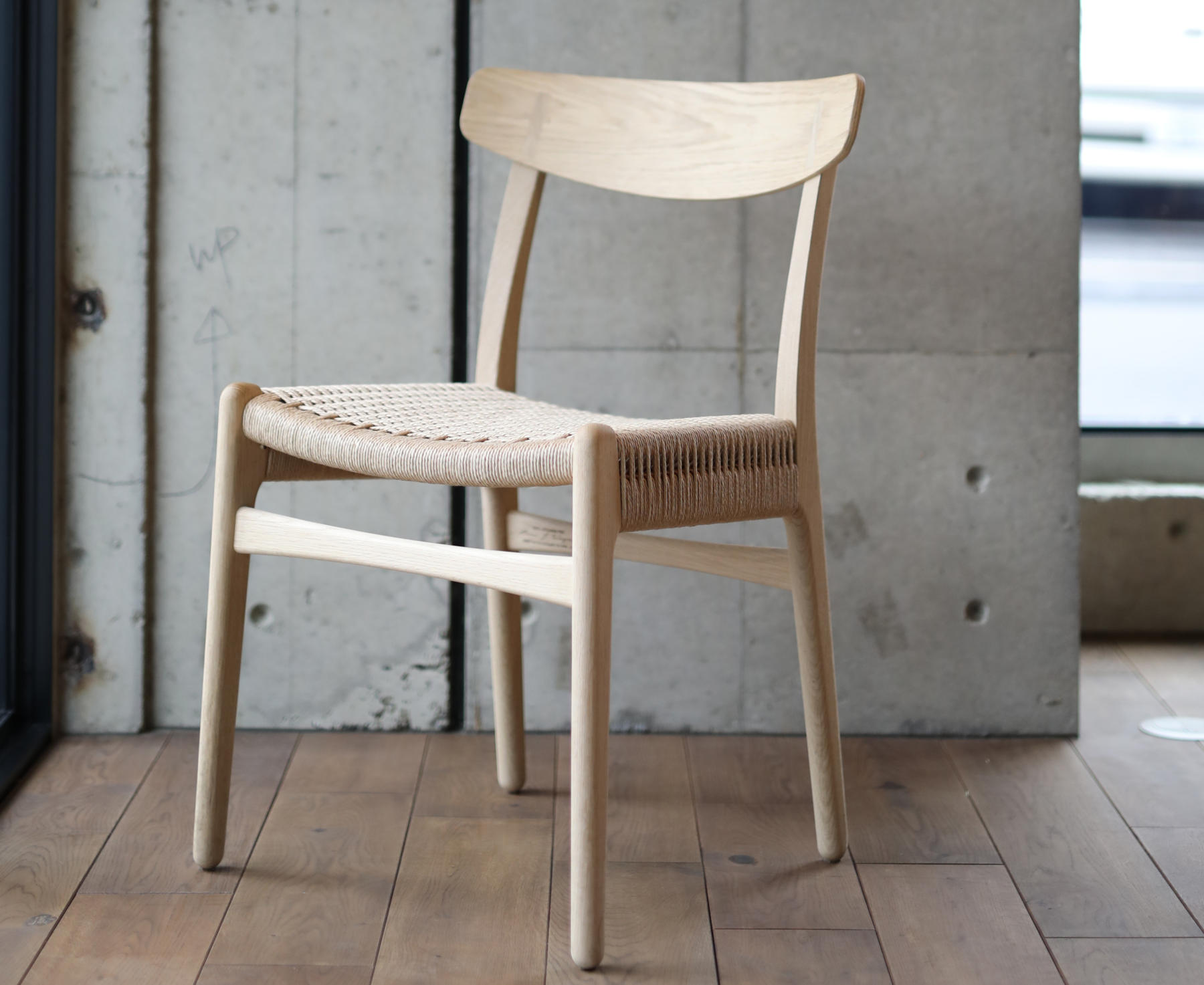 京都移住計画 新着求人 ものづくりのまち 与謝野町にある家具メーカー Aria で 家具職人の募集が始まります 今回は人々の生活と向き合い 暮らしにより添う 心地よさ を共に追求してくれる家具職人の募集です 求人 京都 T Co