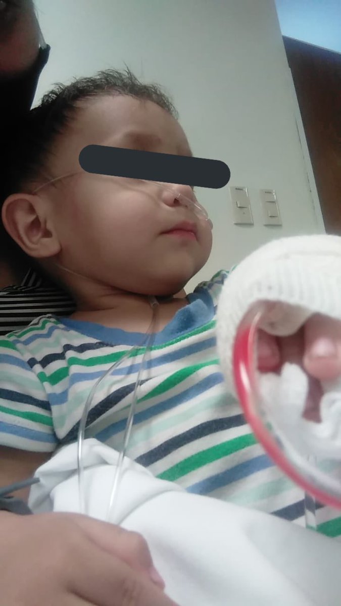 MarceVillalobs's tweet photo. Amix les pido su solidaridad para apoyar a Jesús Aarón Mendoza de 1 año. Está hospitalizado por convulsiones recurrentes y temen que empeore. Lo tendrán en observación 24 horas. 

Sus papás están desempleados y necesitan nuestra ayuda. 
Su cuenta BBVA 
4152 3134 0013 1541 https://t.co/VXfsj4SSSK
