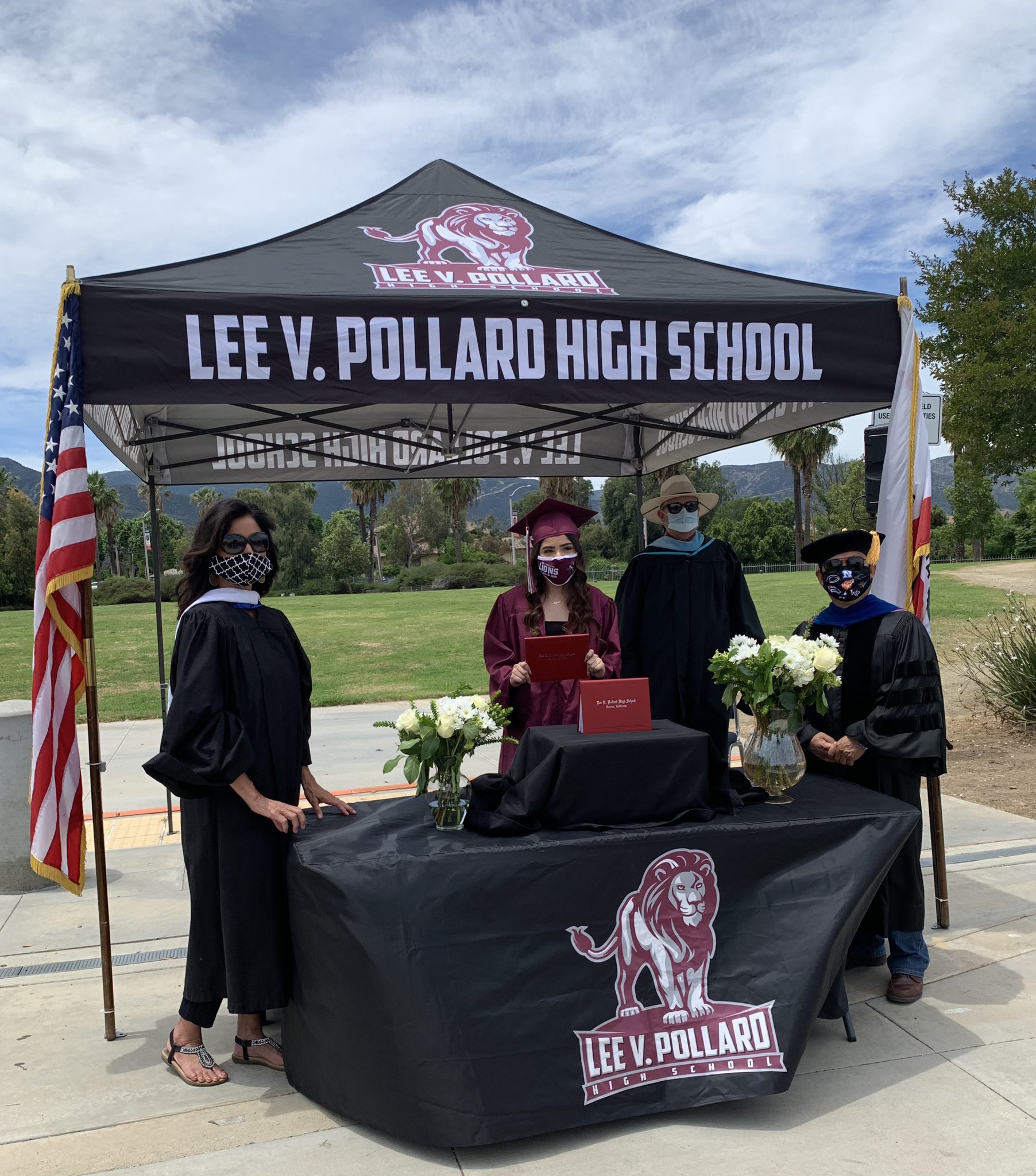 Uživatel Lee V Pollard HS na Twitteru: „We are looking forward to our  virtual graduation this a Saturday 6/6 @7pm. The preshow with lots of  photos from this year starts at 6:45!