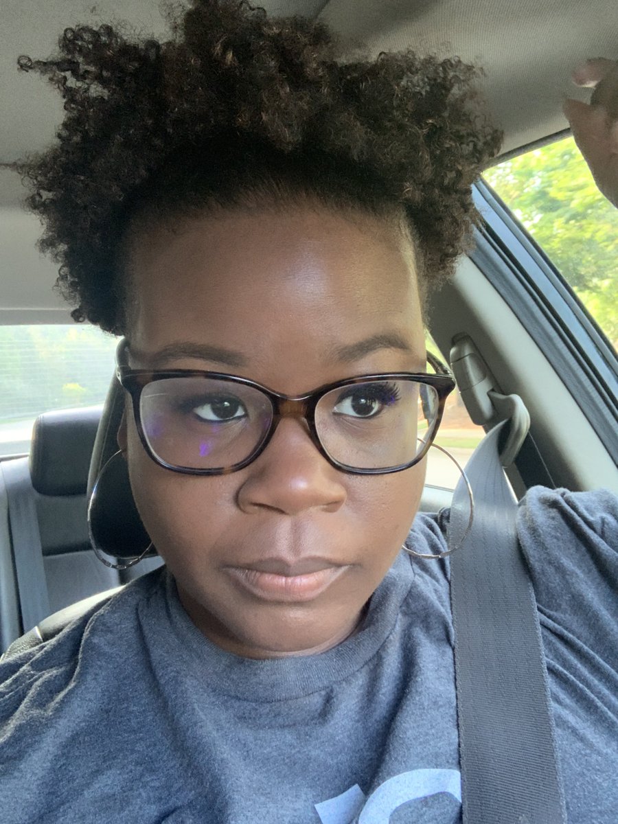 Anamenobodygot's tweet image. I also dyed my hair. The #CUColorBlast by Curls Unleashed lasts for 2 weeks, smells good, natural-friendly, and is only $8 at Target.