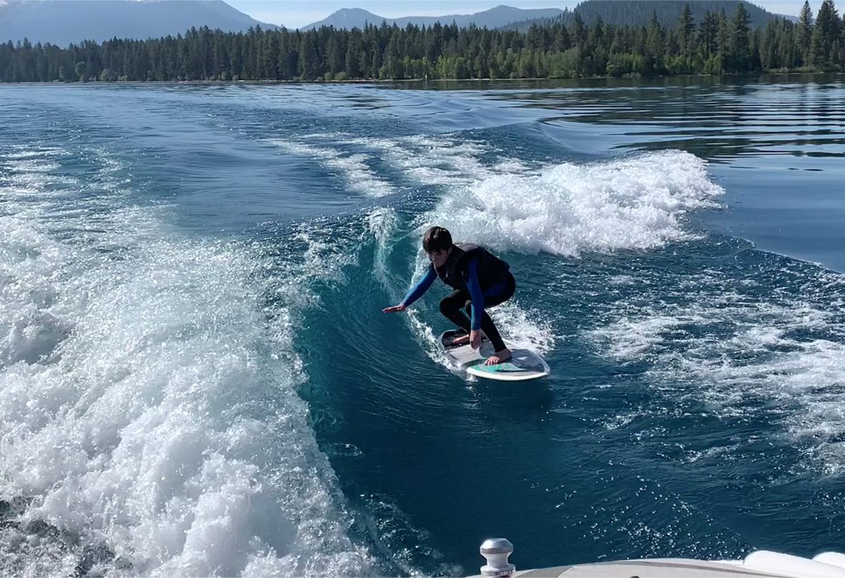 Lakesurfing's tweet photo. "My stepson has completed 360s, and another friend can actually sit on the board and ride, the wave is that good. He also works at a Marina that rents boats, including a Surf Supreme, and he says my wake blows that one away.  He says it’s the best wave he’s surfed on." https://t.co/MoFfAyte3s