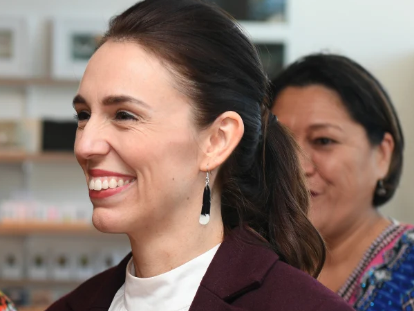 chchLibLearning's tweet photo. So cool to think that NZ prime minister @jacindaardern is wearing earrings made at #library #makerspace. Made from our #3dprinter waste! Anthea from @PlasticRemix has done so well here with this #upcycling initiative.
@ChristchurchLib @Makerspaces_com @GCSNinAction @lianzaoffice https://t.co/t9iMhBq7T8