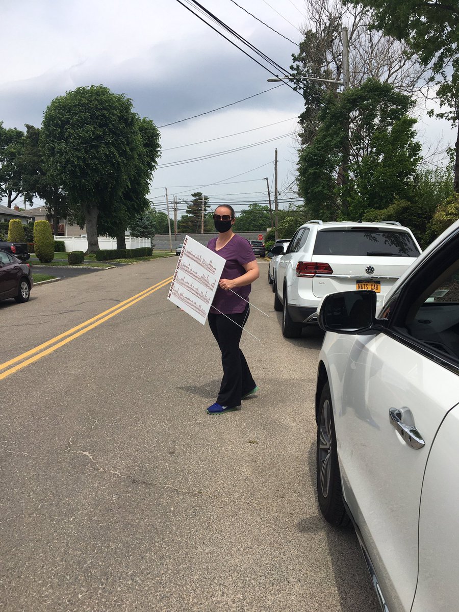 Getting ready for our special delivery...Here we come...#MayMooreProud <a href="/mmpfceventpage/">MMPFC</a> <a href="/MayMooreSchool/">May Moore Primary School</a> <a href="/DeerParkEdu/">Deer Park Schools</a>