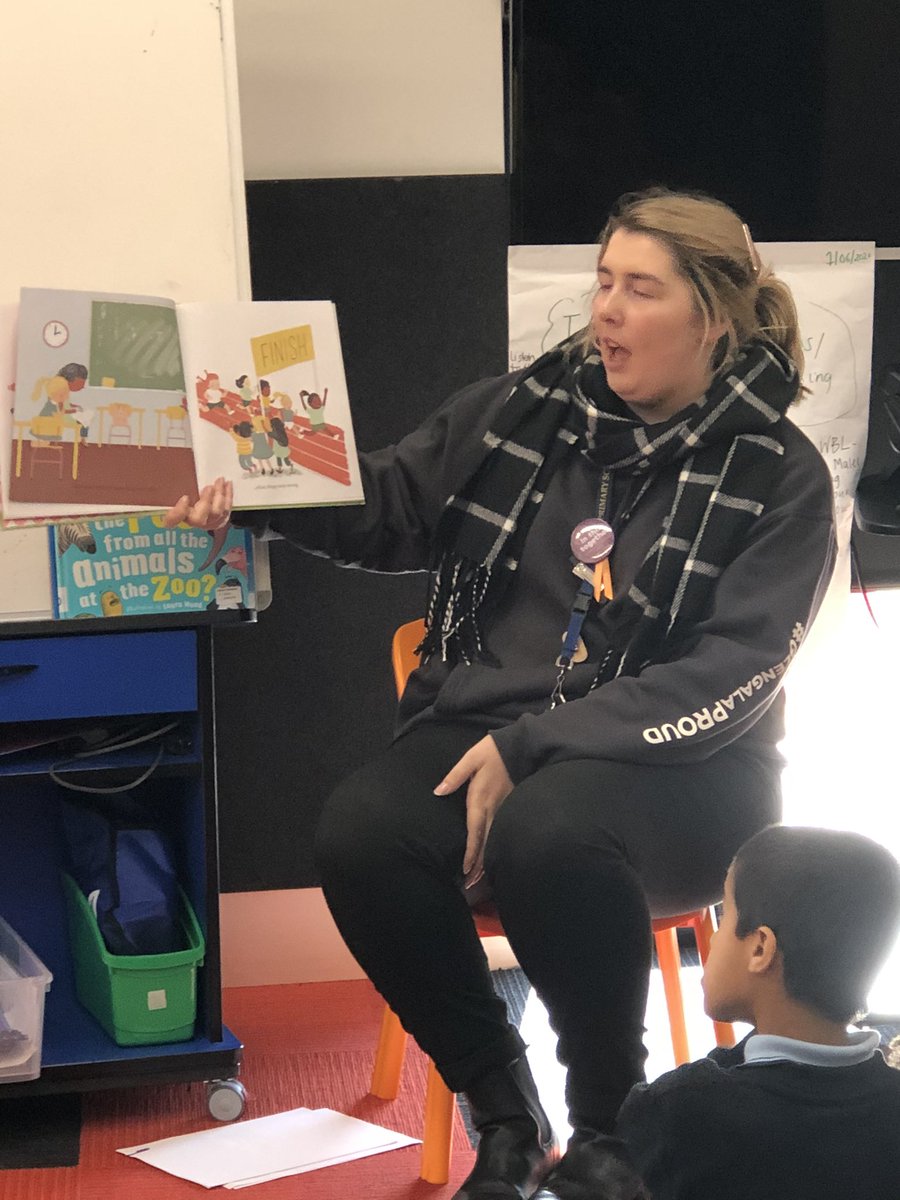 RaniaGPS's tweet photo. 1/2R thoroughly enjoying a story called ‘The Girls’ read by Elise on this beautiful Friday 🤩 @Elise_Macca #GlengalaPROUD https://t.co/9k82ZnLFOx